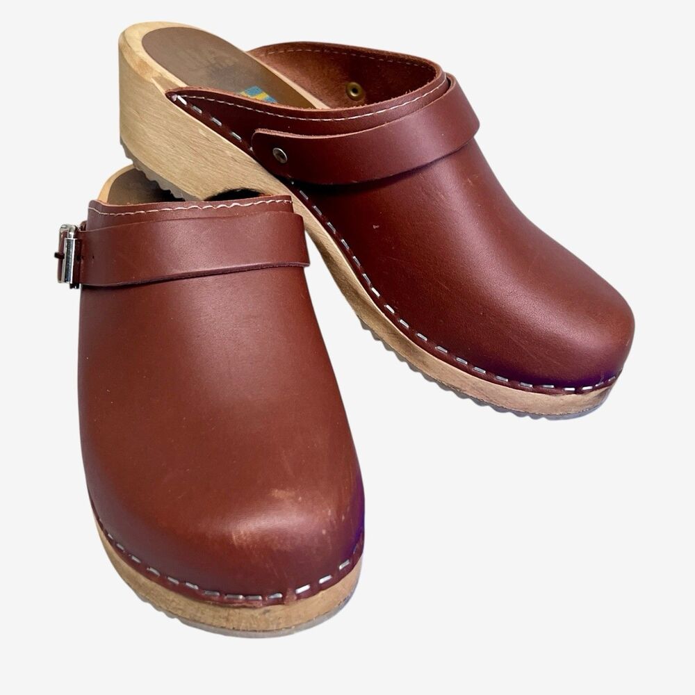 MIA womens Alma Clog luggage brown Leather Wood bottom  38 or 7.5 us